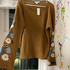 New anthropology top